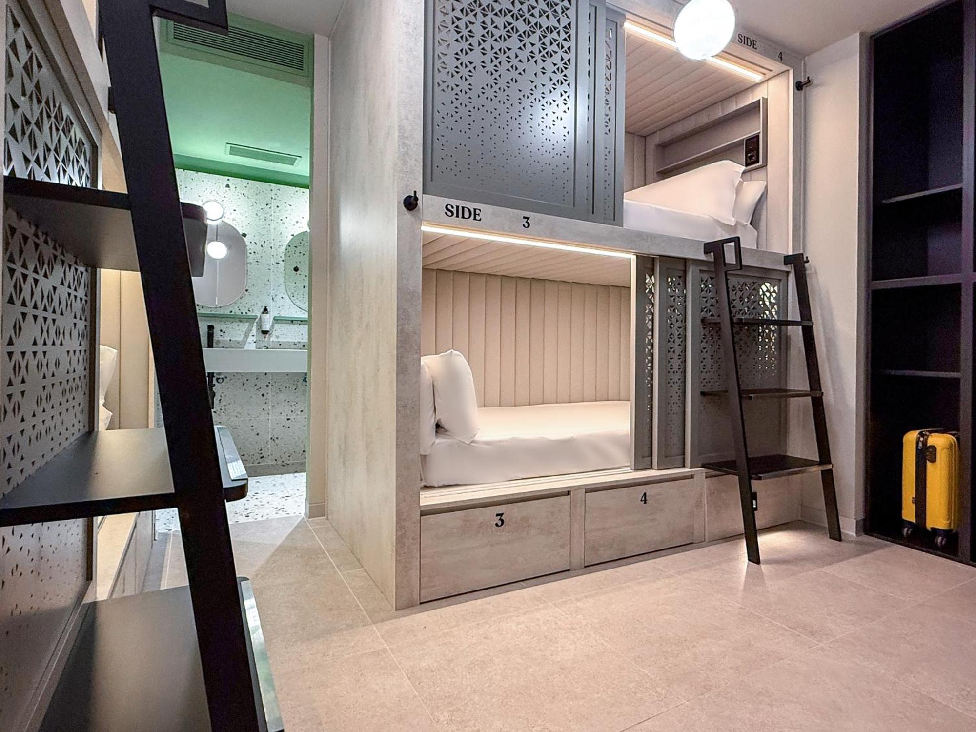 Coeo Hernan Ruiz Rooftop Pool Hostel Málaga Kültér fotó